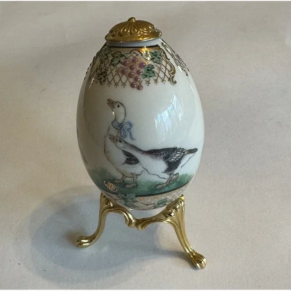 Lenox~China Treasures Collection~Goose Egg ~Brass Stand‎ ~USA Made 1996 Easter - Picture 2 of 11